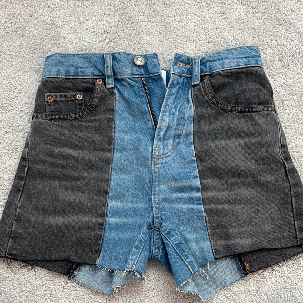 BDG patchwork Two-Tone Denim Women's Shorts size 26